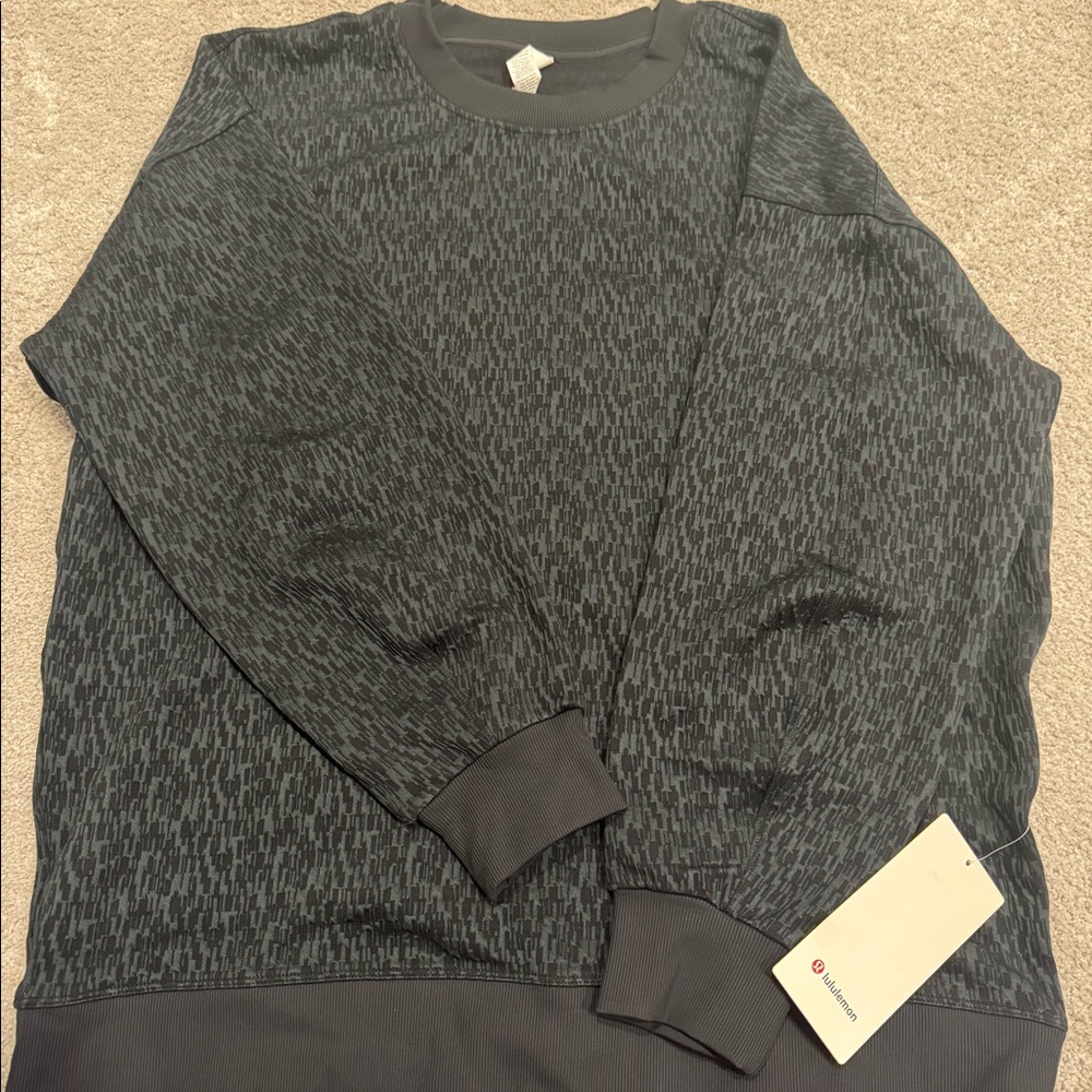 NWT LULU OVERSIZED CREWNECK